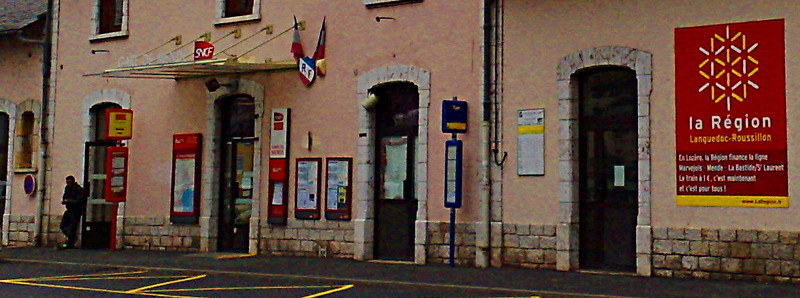 mende-gare-28dec2013-12h00-2.jpg