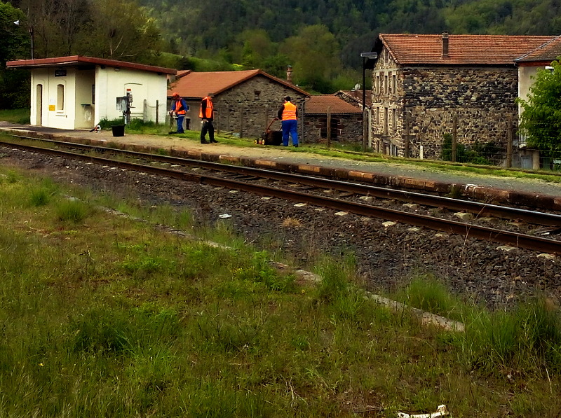 usagers-transports-haut-allier-eu-26aout2016-gare-alleyras-00.jpg