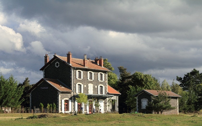 gare_de_pradelles.jpg